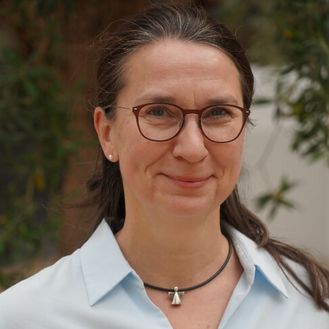 Dr. Dagmar Volkmer Dr. Dagmar Volkmer